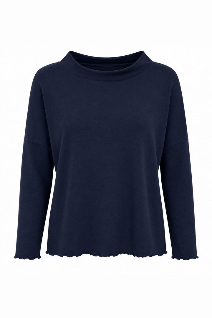 TURTLENECK WIDE KNITTED TOP