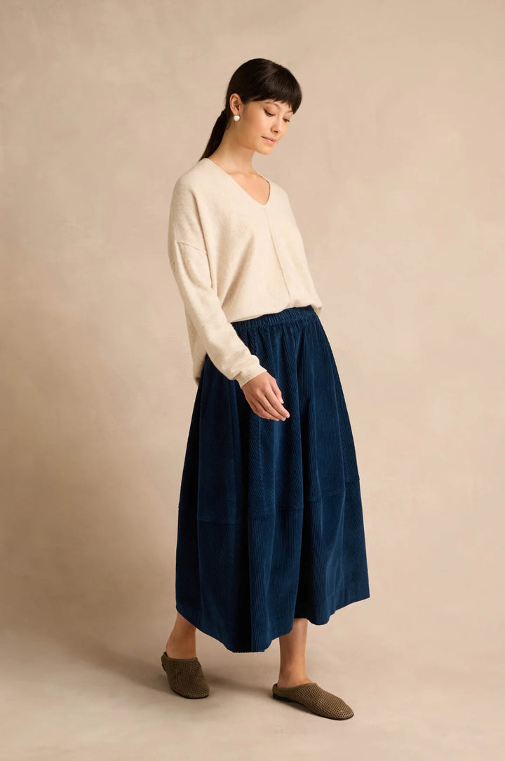 MERINO WOOL V NECK JUMPER