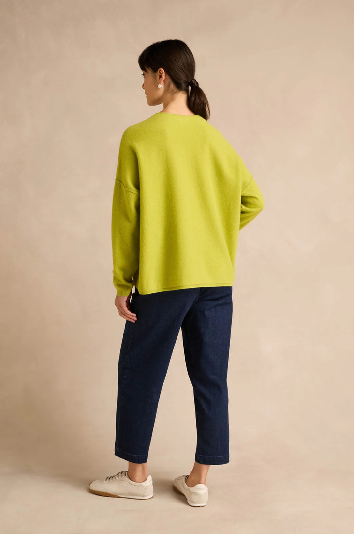 MERINO WOOL V NECK JUMPER