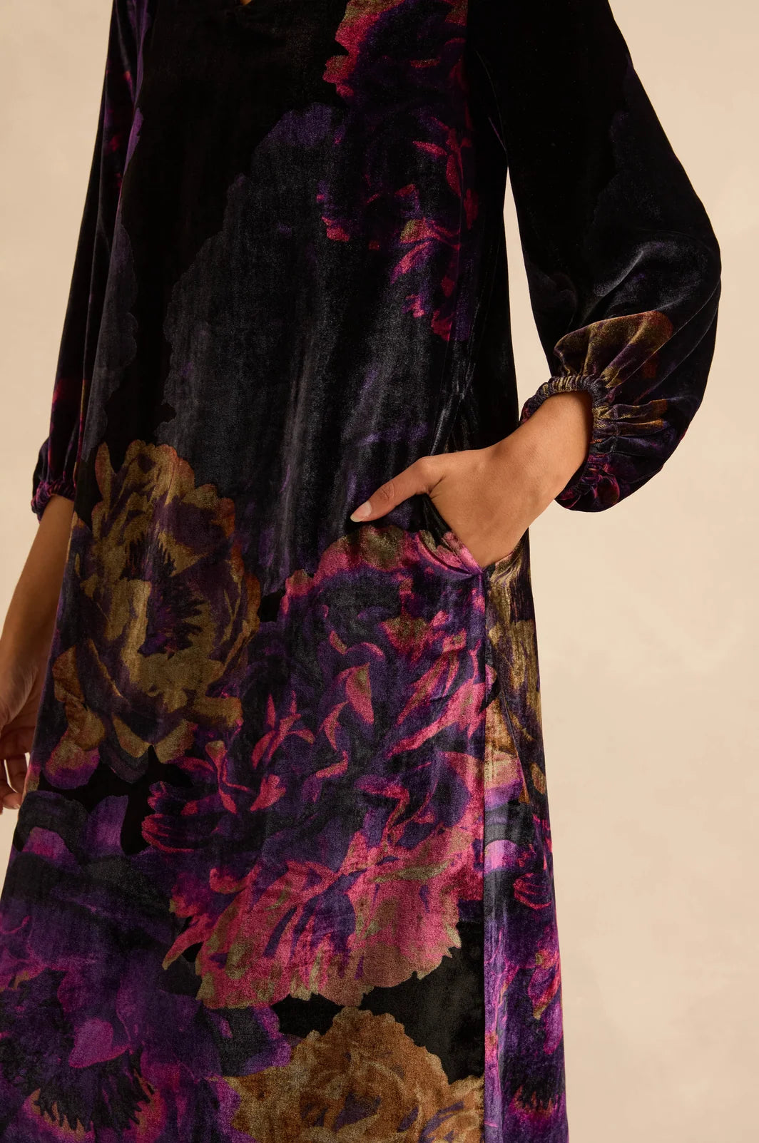 MIDNIGHT PEONIES VELVET DRESS