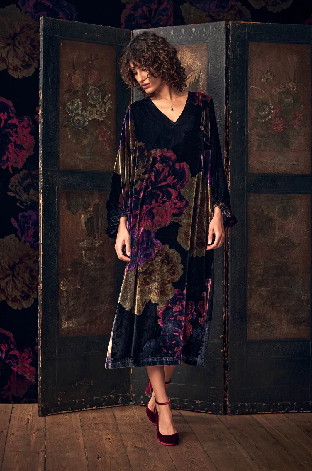 MIDNIGHT PEONIES VELVET DRESS