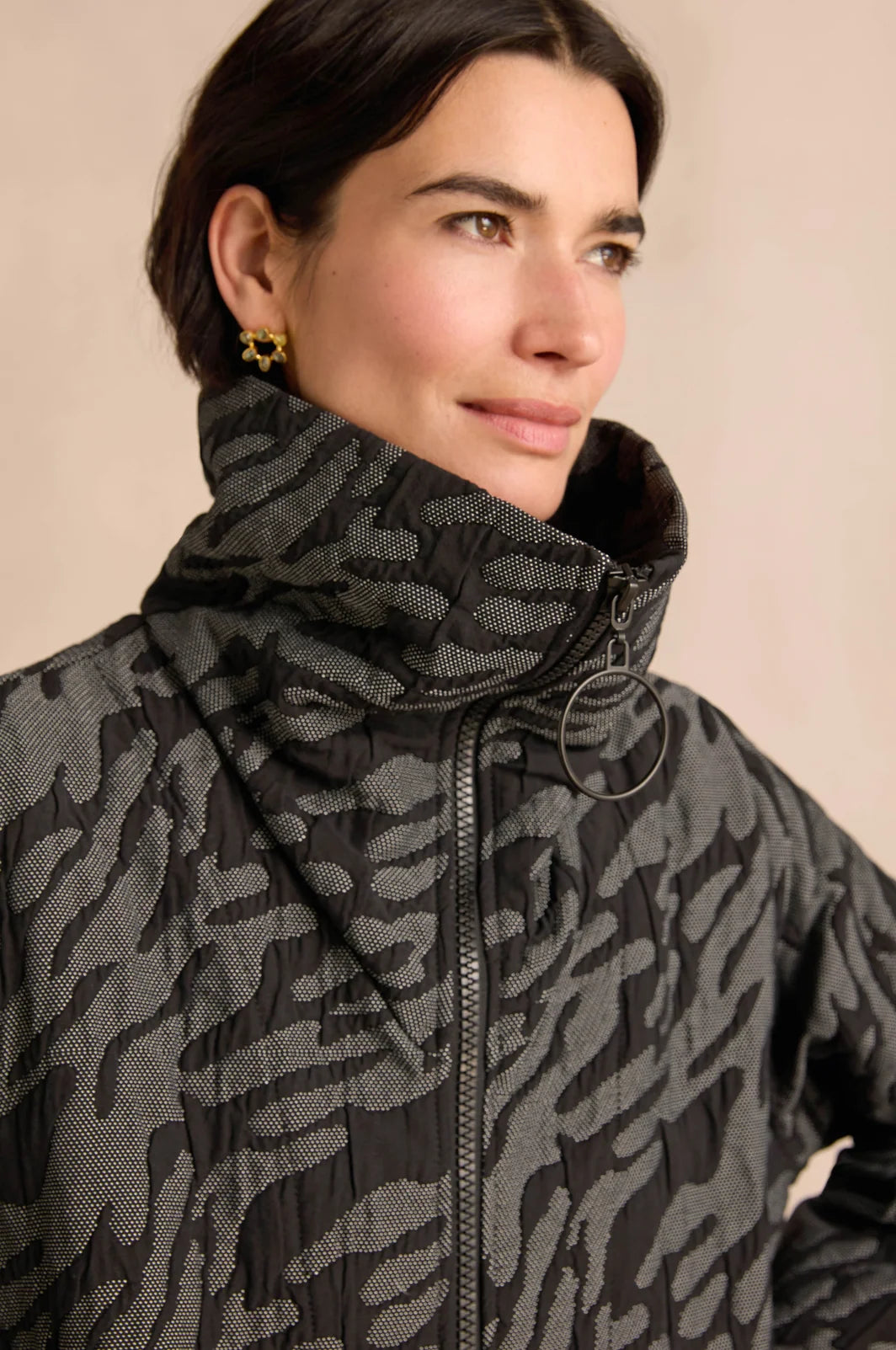 QUILTED METALIC COAT