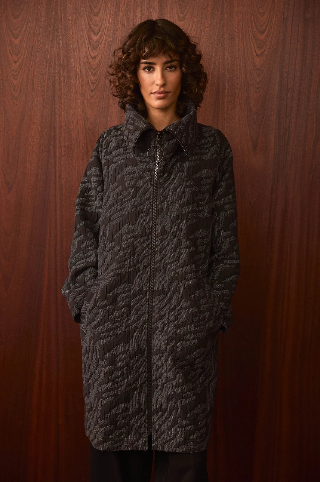 QUILTED METALIC COAT
