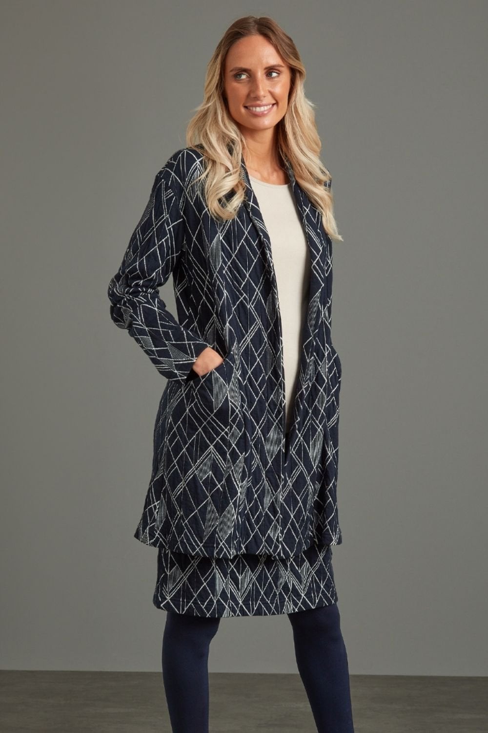 TRISHA JACKET ETCH WEAVE | COL=NAVY