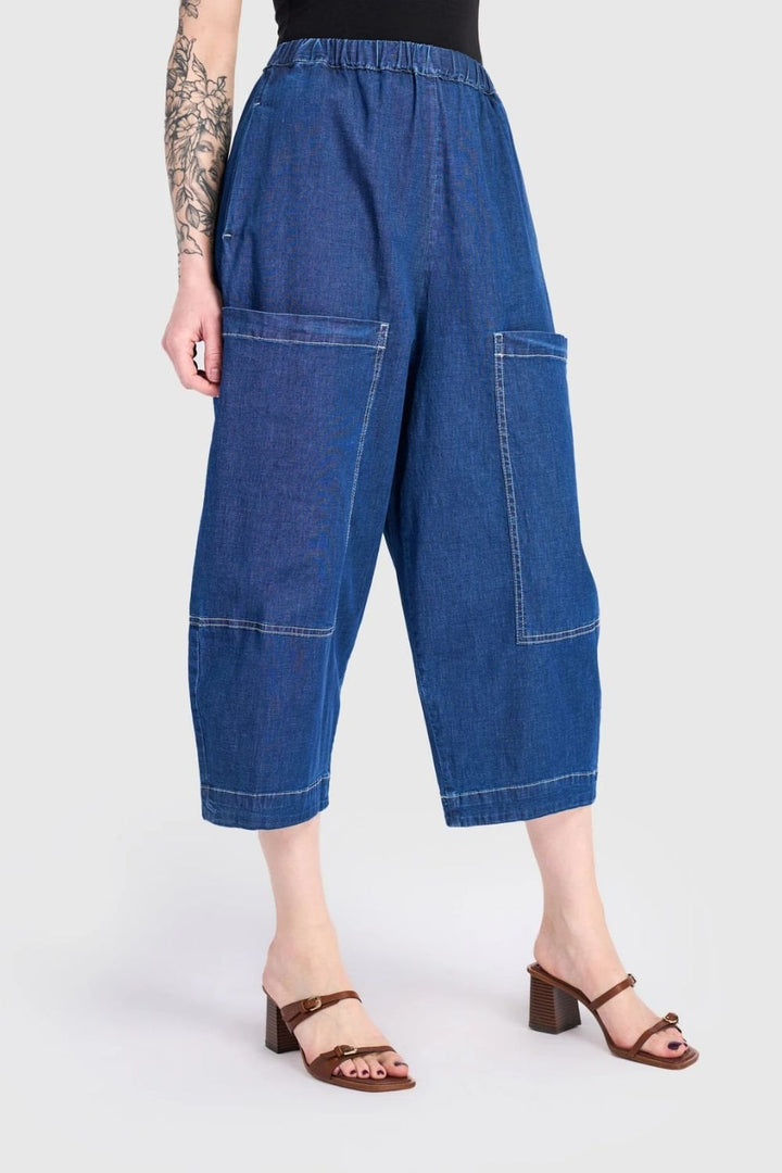 PATCH POCKET BARELL LEG JEAN