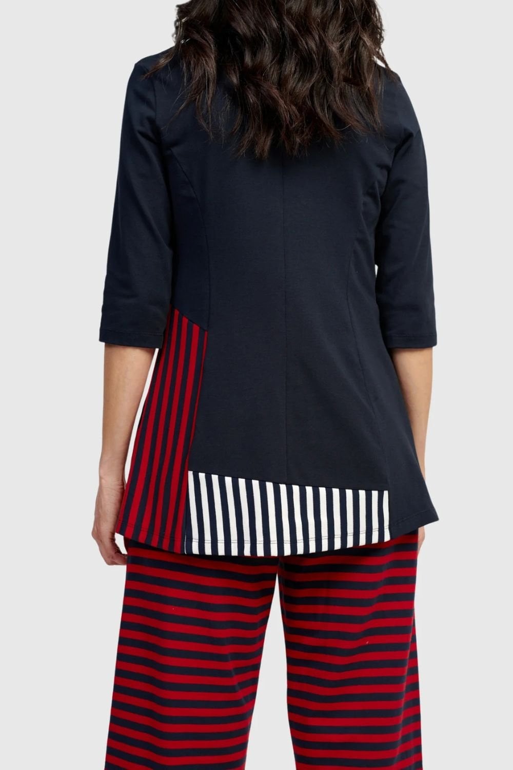 ROWAN V NECK STRIPES TOP