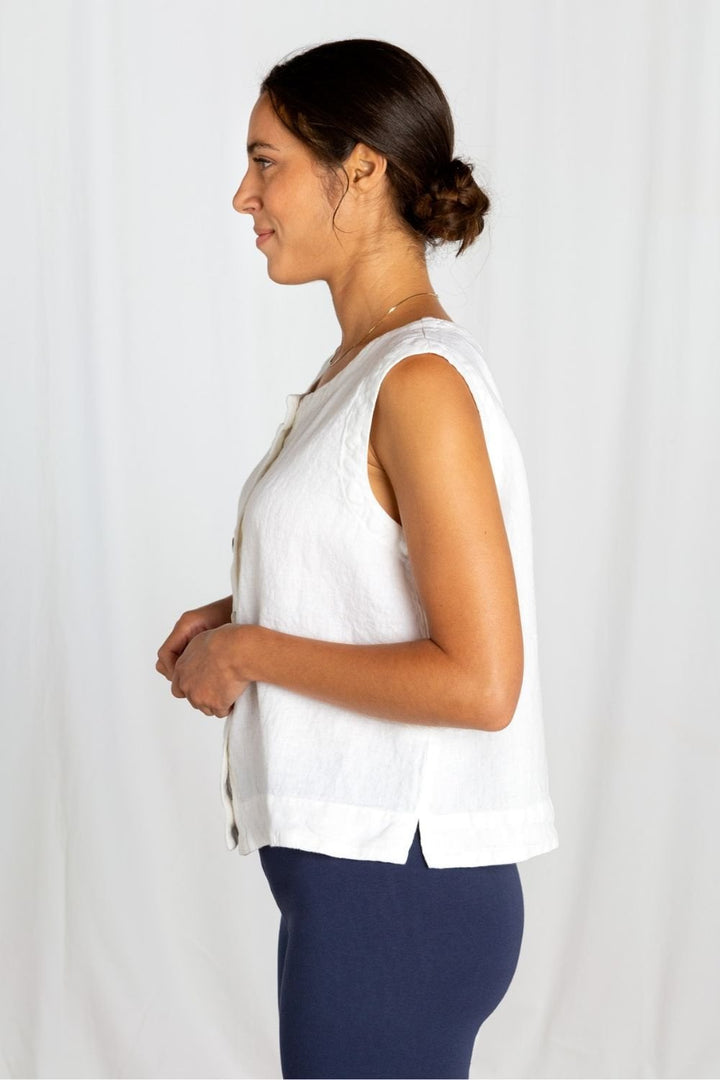 BUTTON THROUGH VEST TOP | COL=WHITE