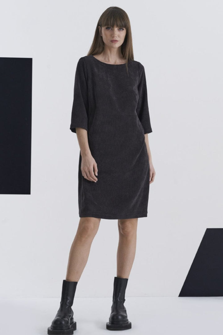 ROMANTA5-BLACK-42