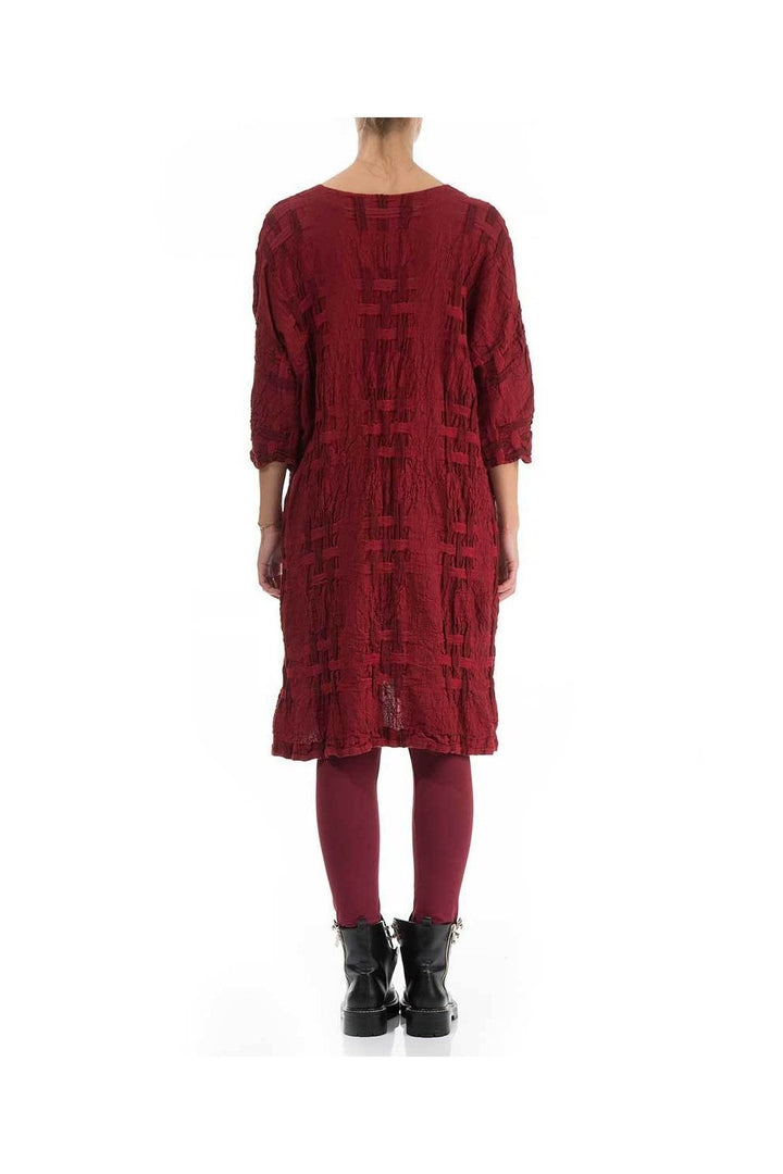 TEXTURED 3/4 SLEEVE TUNIC | COL=RED