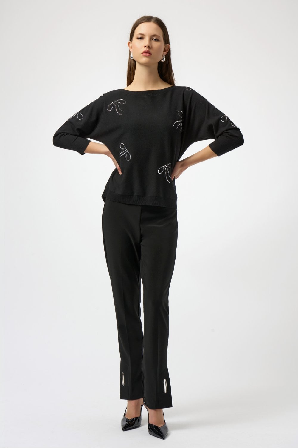 254950-BLACK-M