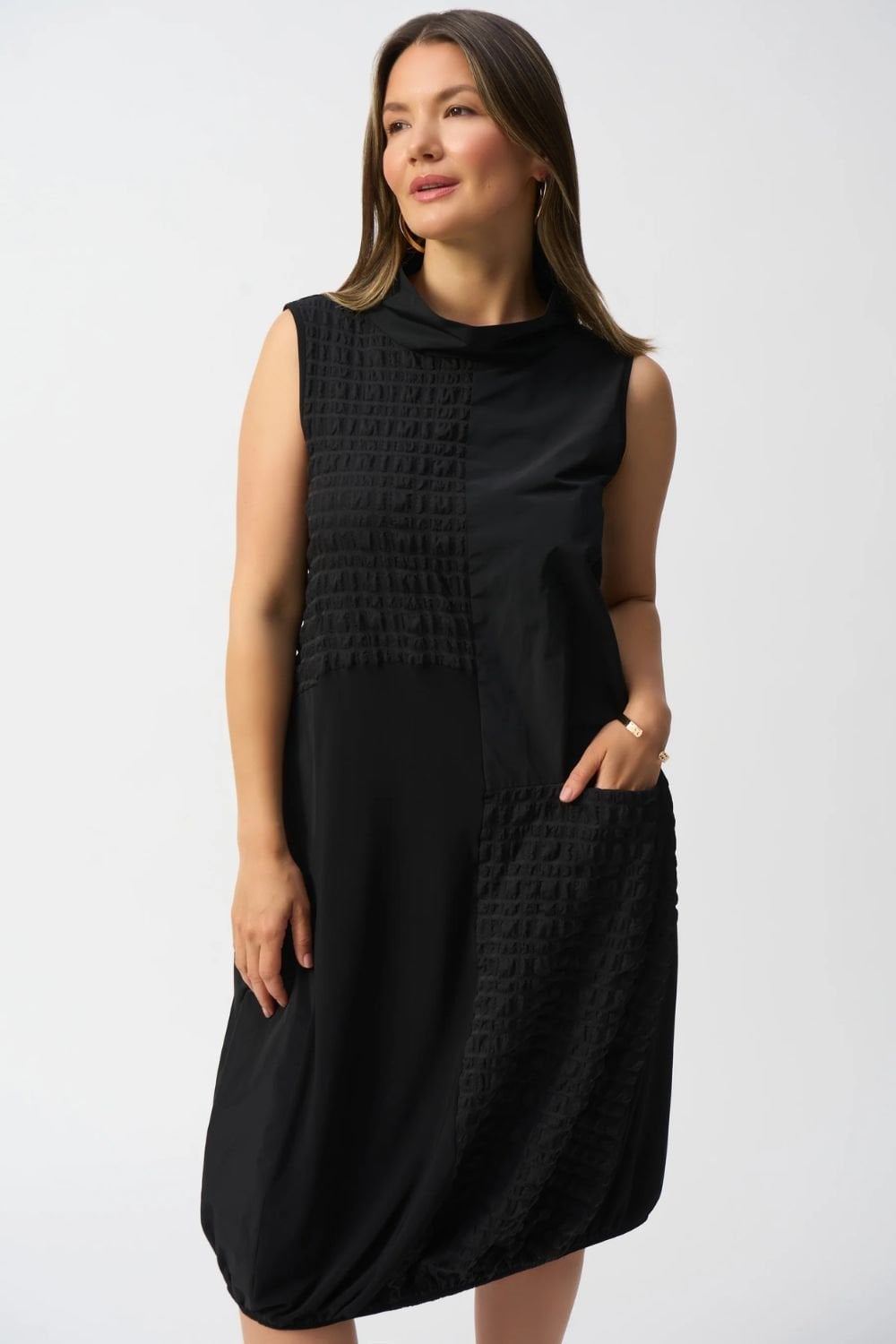 251244-BLACK-14