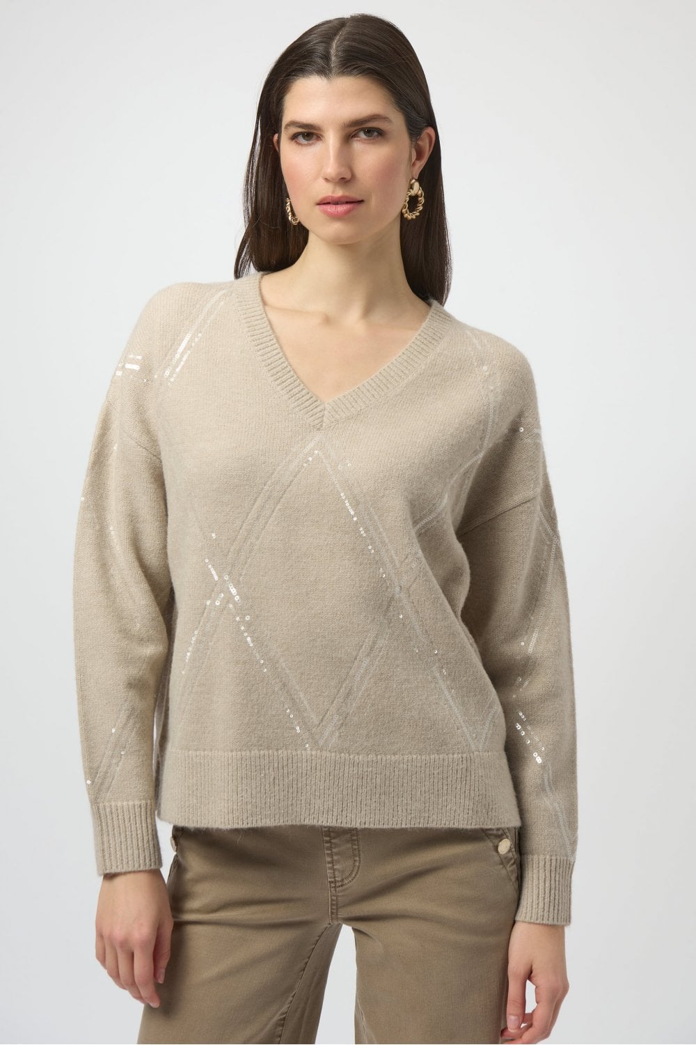 DIAMOND SEQUIN DESIGN PULLOVER | COL=OYSTER