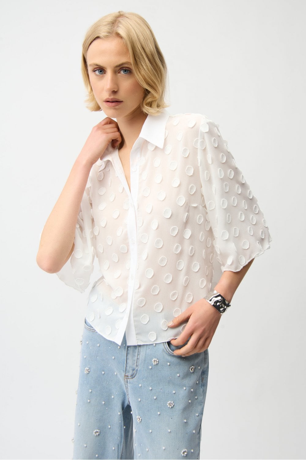 DOT JACQAURD BOXY BLOUSE | COL=VANILLA