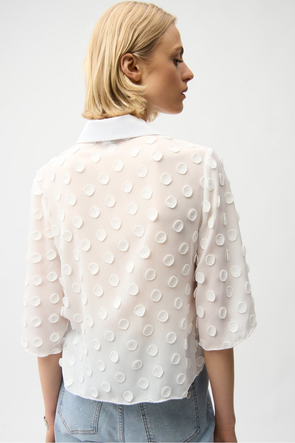 DOT JACQAURD BOXY BLOUSE | COL=VANILLA