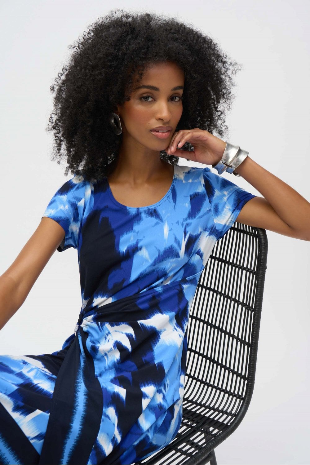 252179-BLUE-14