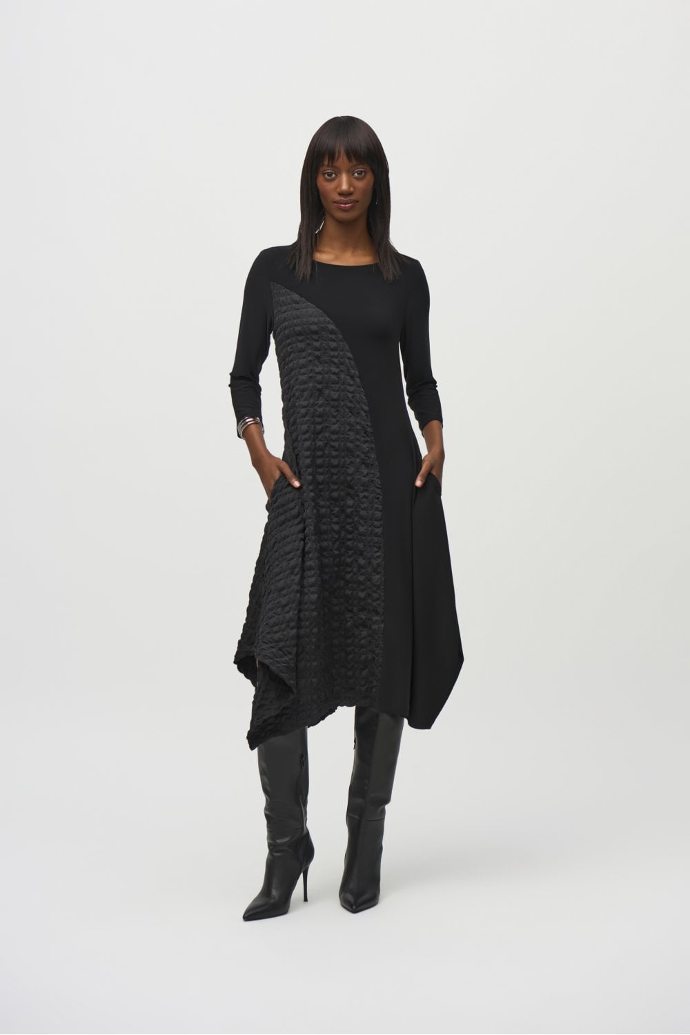 244037-BLACK-18