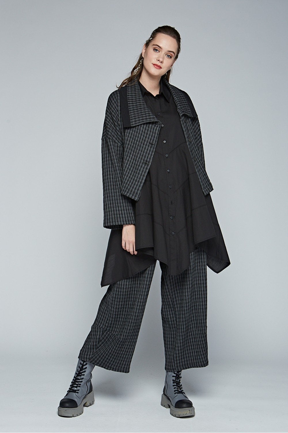 TEXTURED LARGE COLLAR JACKET | COL=GREY
