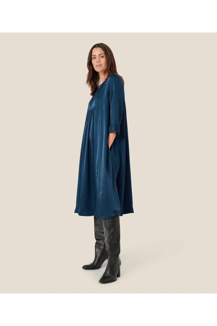 NADYNE DRESS | COL=MOONLIT OCEAN