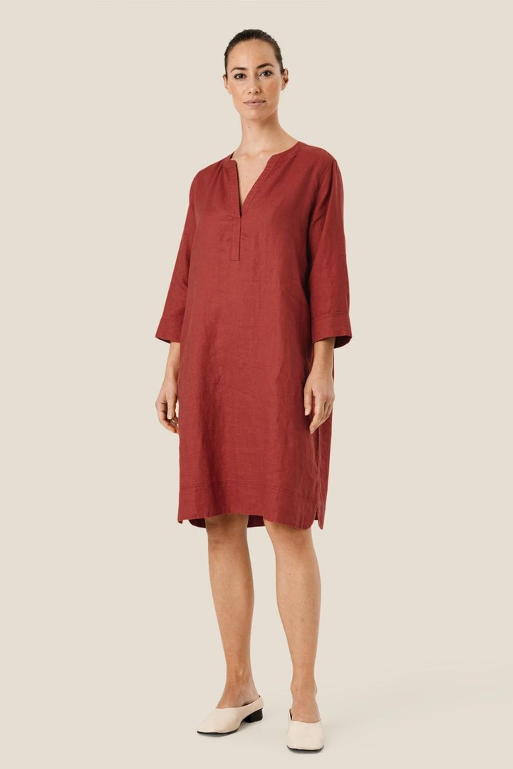 NOKOLO DRESS | COL=TANDOORI