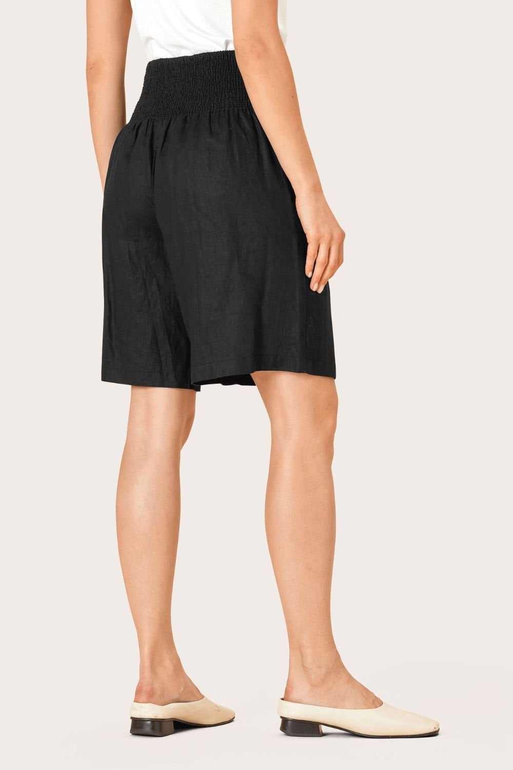 PINNJA SHORTS | COL=BLACK