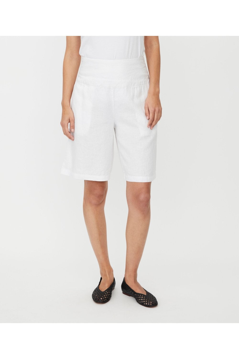 PINNJA SHORTS | COL=WHITE