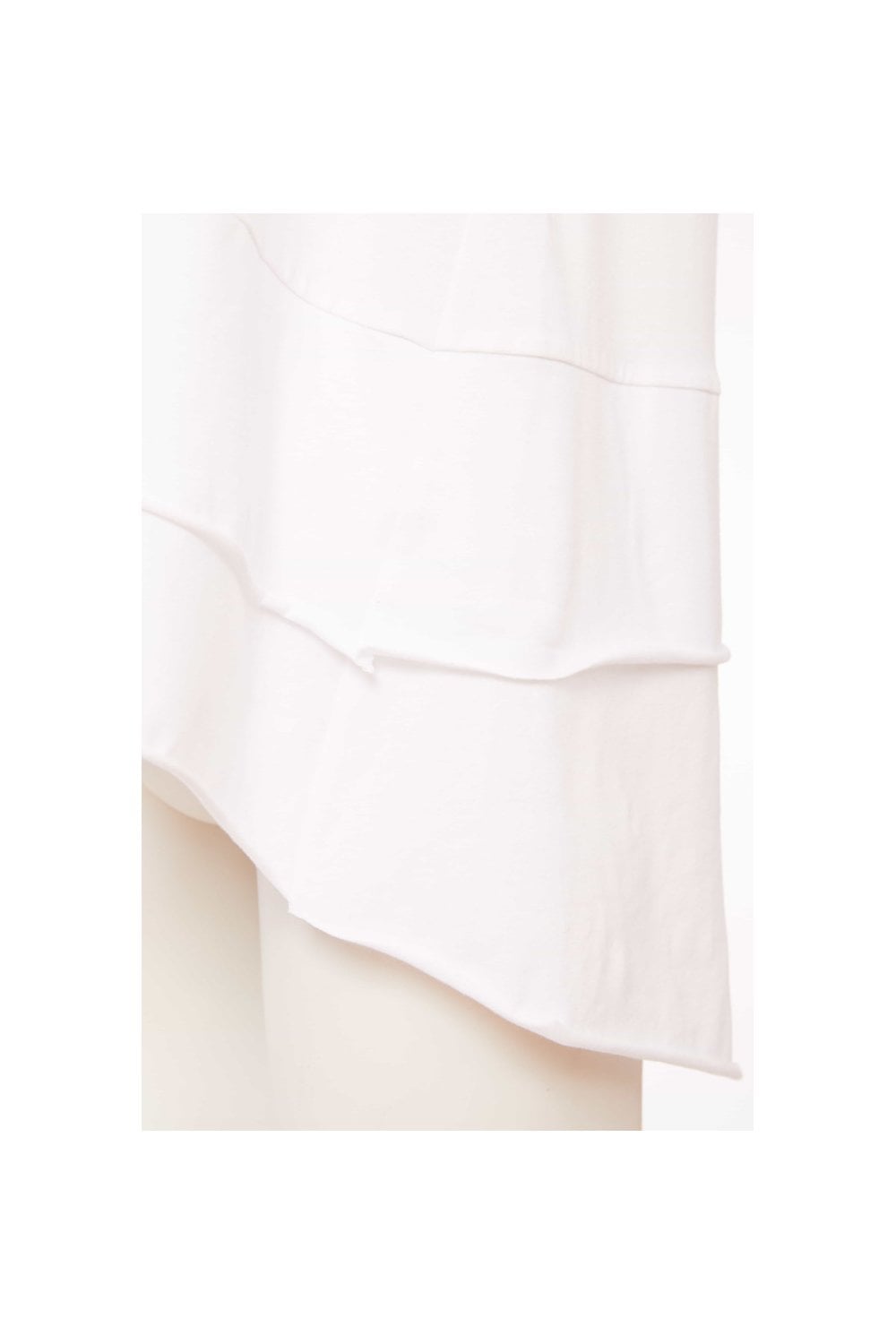 CAMI TOP WITH RAW HEMBAND | COL=WHITE