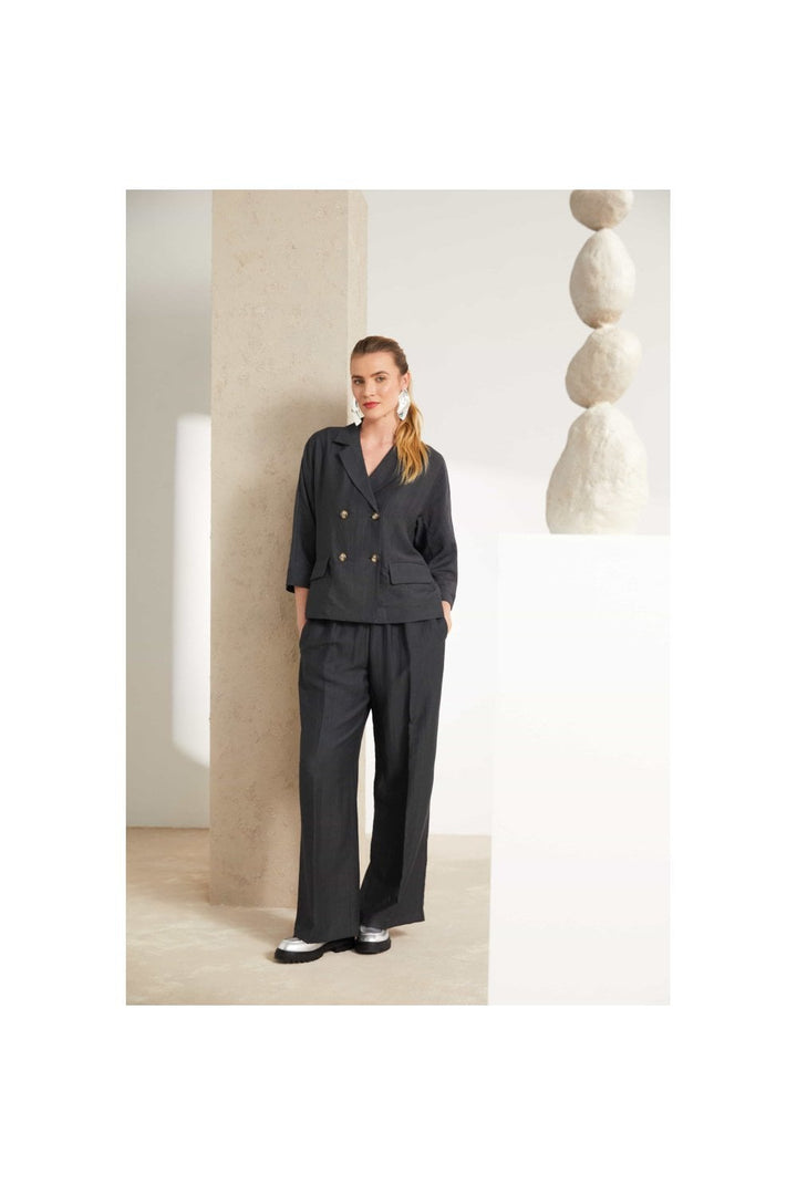 DOUBLE BREASTED JACKET WITH POCKET DETAIL | COL=CARBON