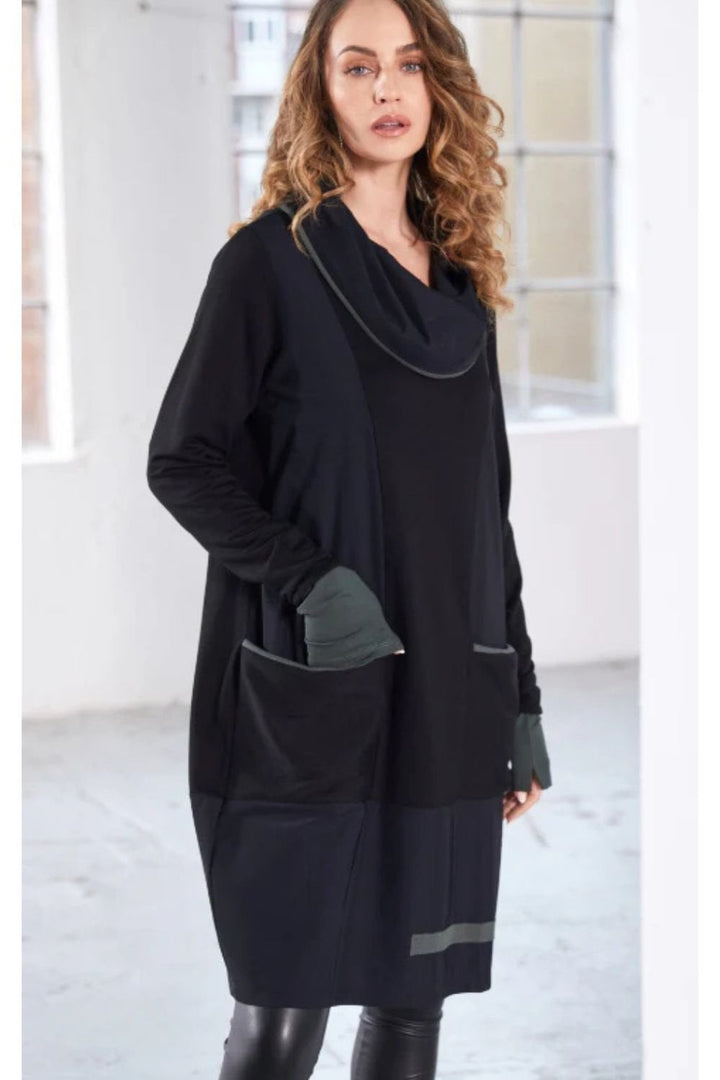 HOODED DRESS WITH CONTRAST RIB TRIM | COL=MIX