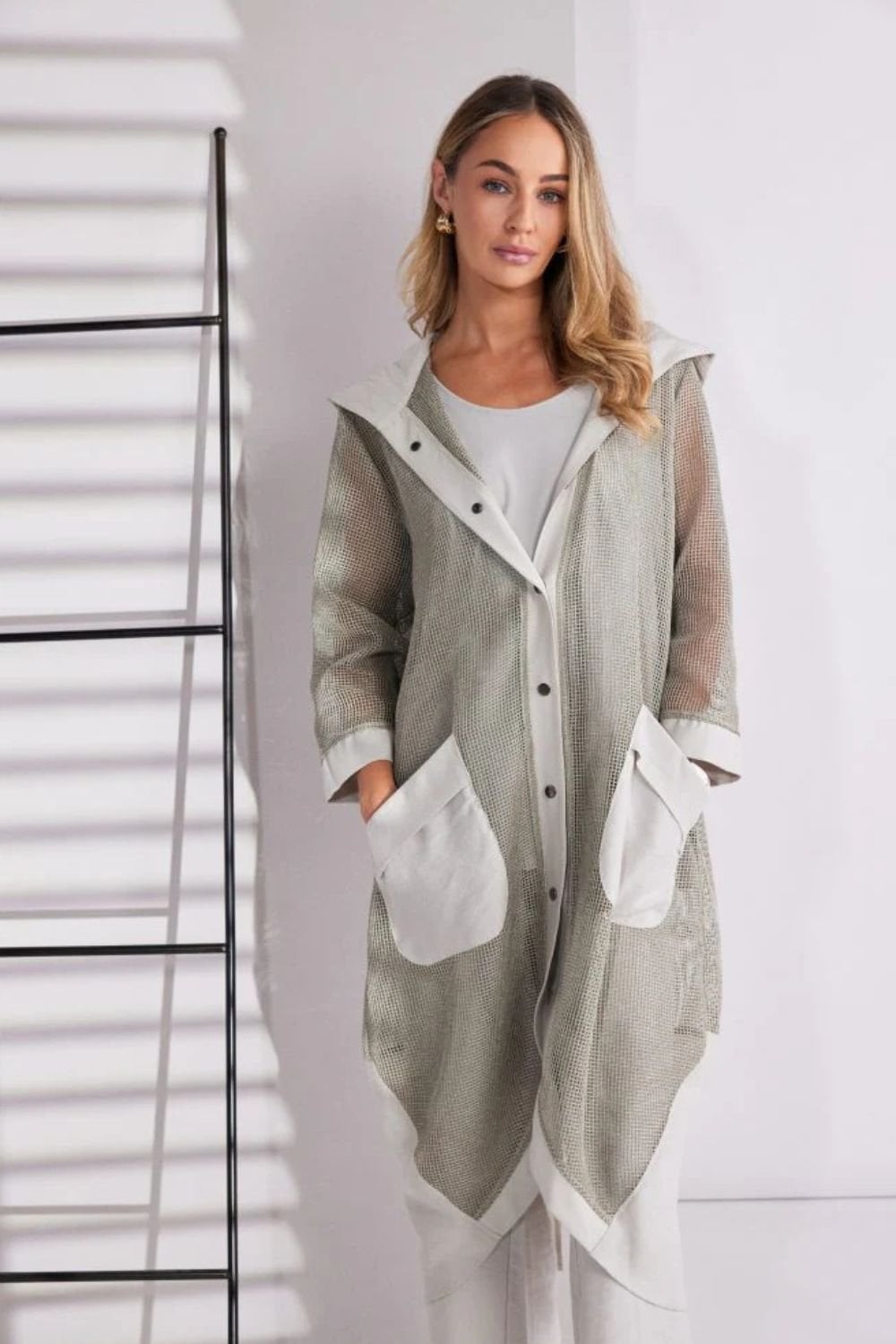 MESH HOODED COAT | COL=ASH