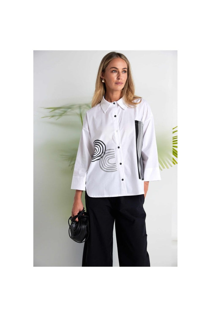 PLACEMENT PRINT SHIRT WITH STRIPED SECTIONS | COL=BLACK/WHITE