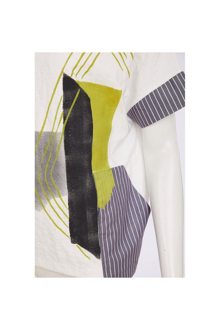 PLACEMENT PRINT TOP WITH STRIPED SECTIONS | COL=MIX