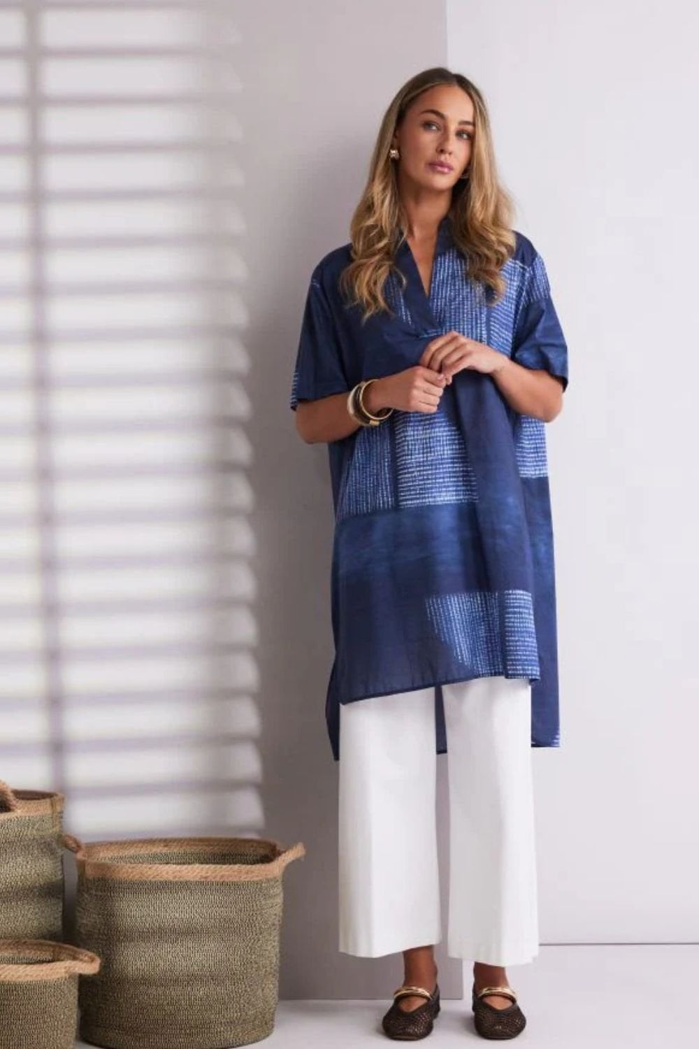 SEMI CIRCLE PRINT LONG SHIRT | COL=DENIM BLUE