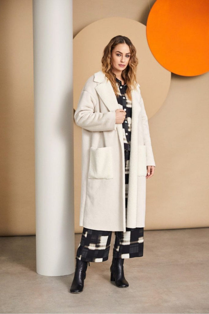 SUEDE COAT | COL=CREAM