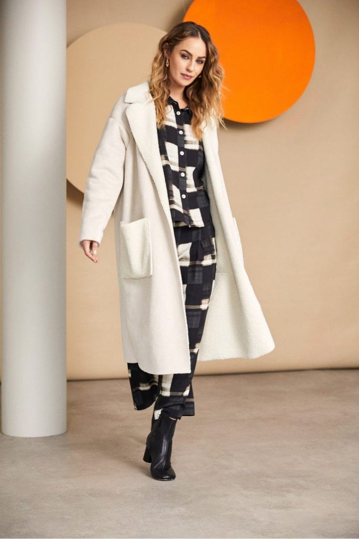 SUEDE COAT | COL=CREAM