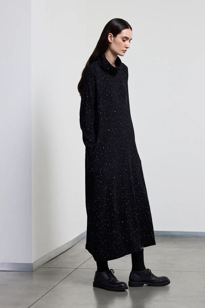 TURTLE NECK LONG DRESS | COL=NERO