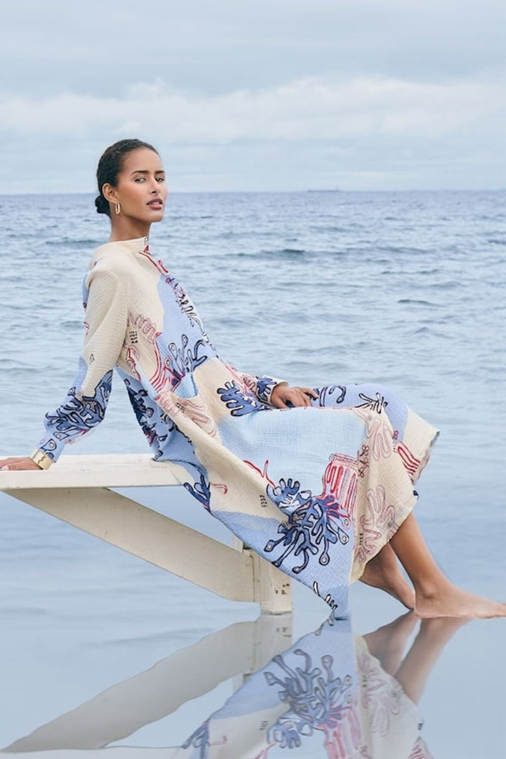 CORAL PRINT DRESS | COL=PALE BLUE