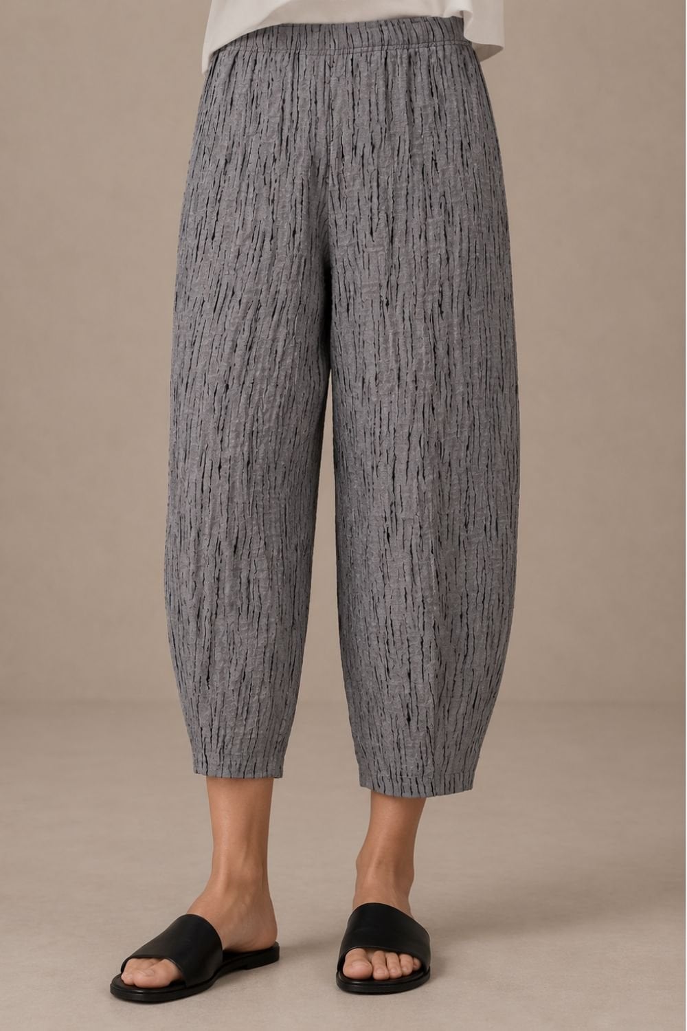 TEXTURED TROUSERS | COL=GREY