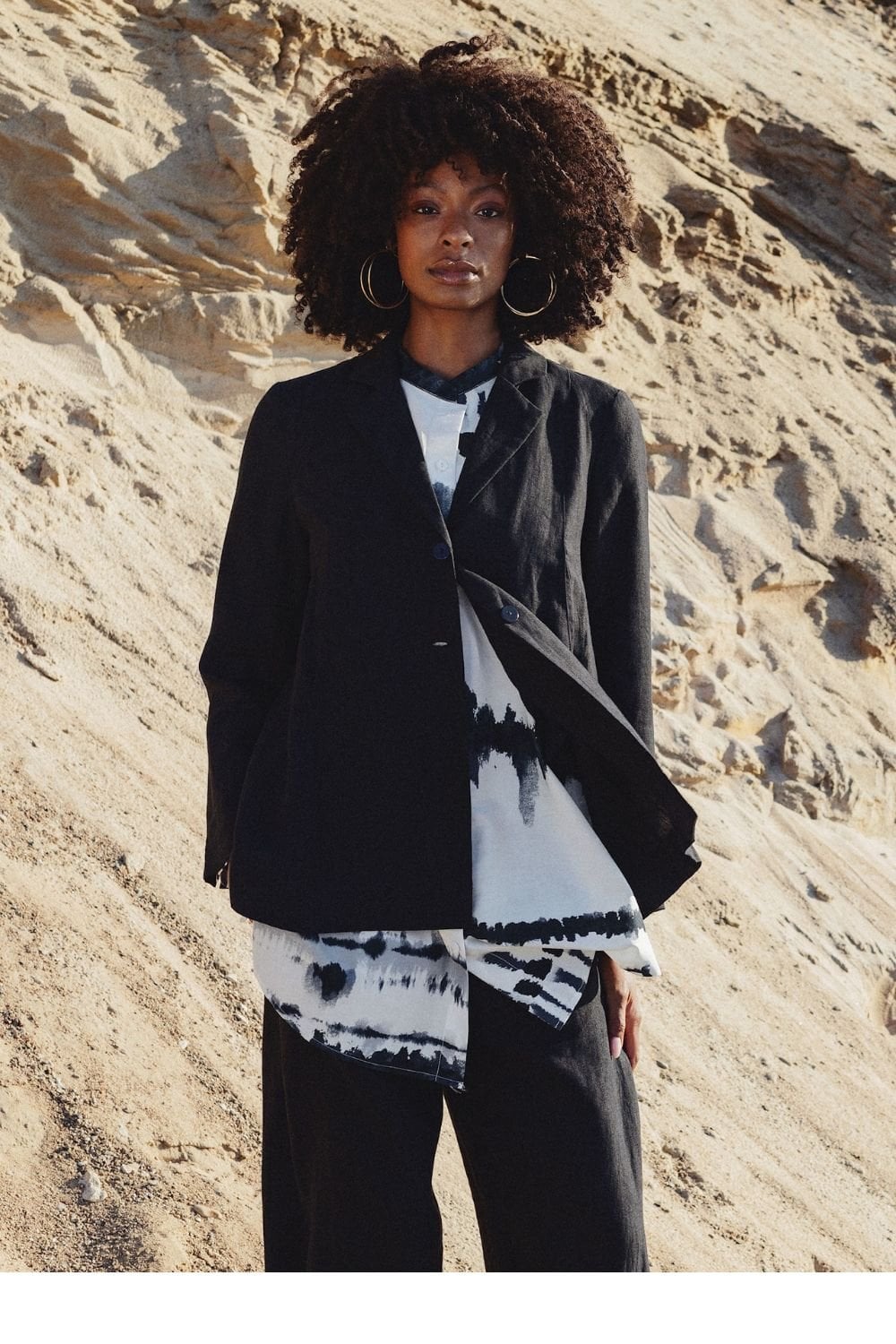 TWO BUTTON LINEN JACKET | COL=BLACK