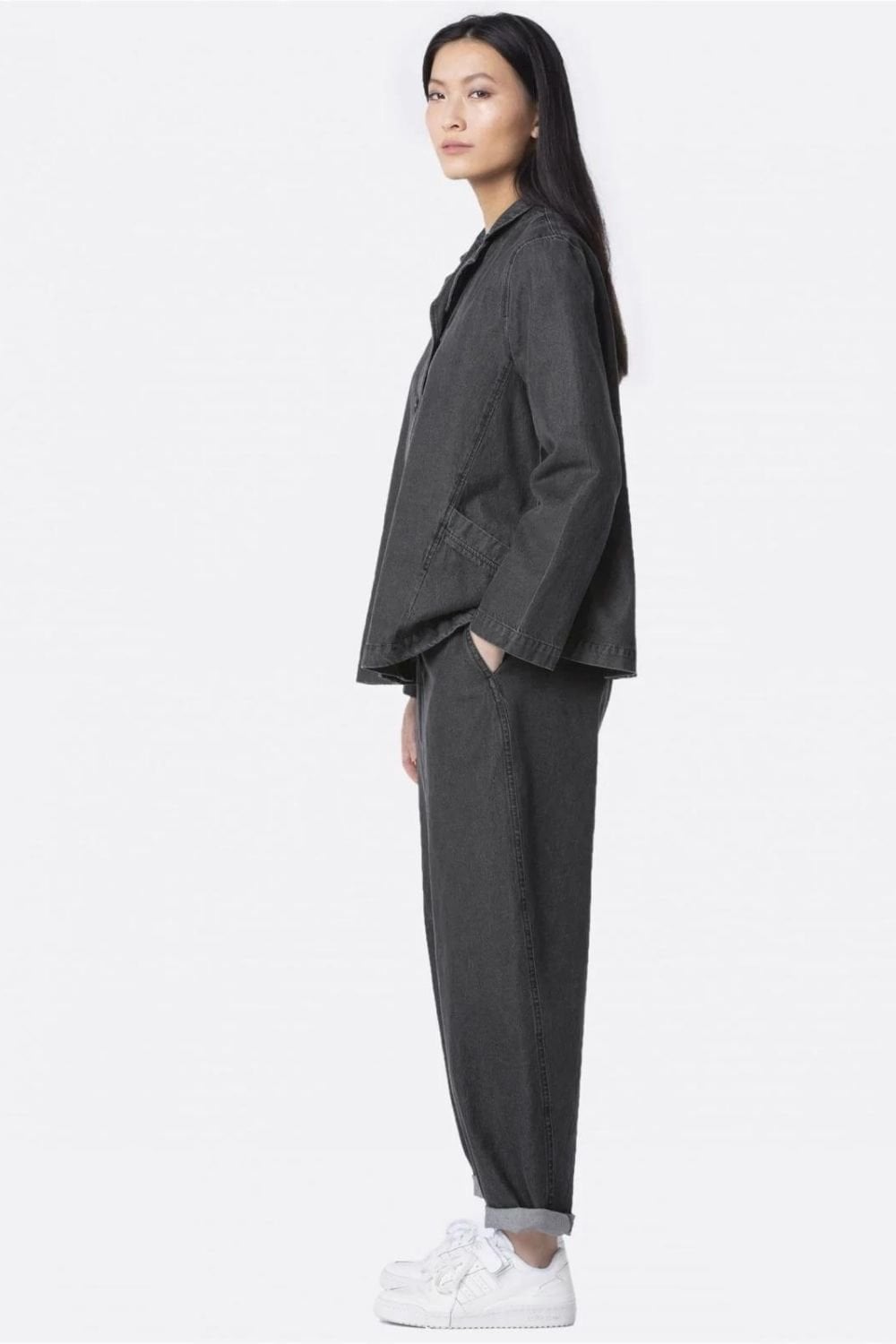 1022710083-BLACK-3