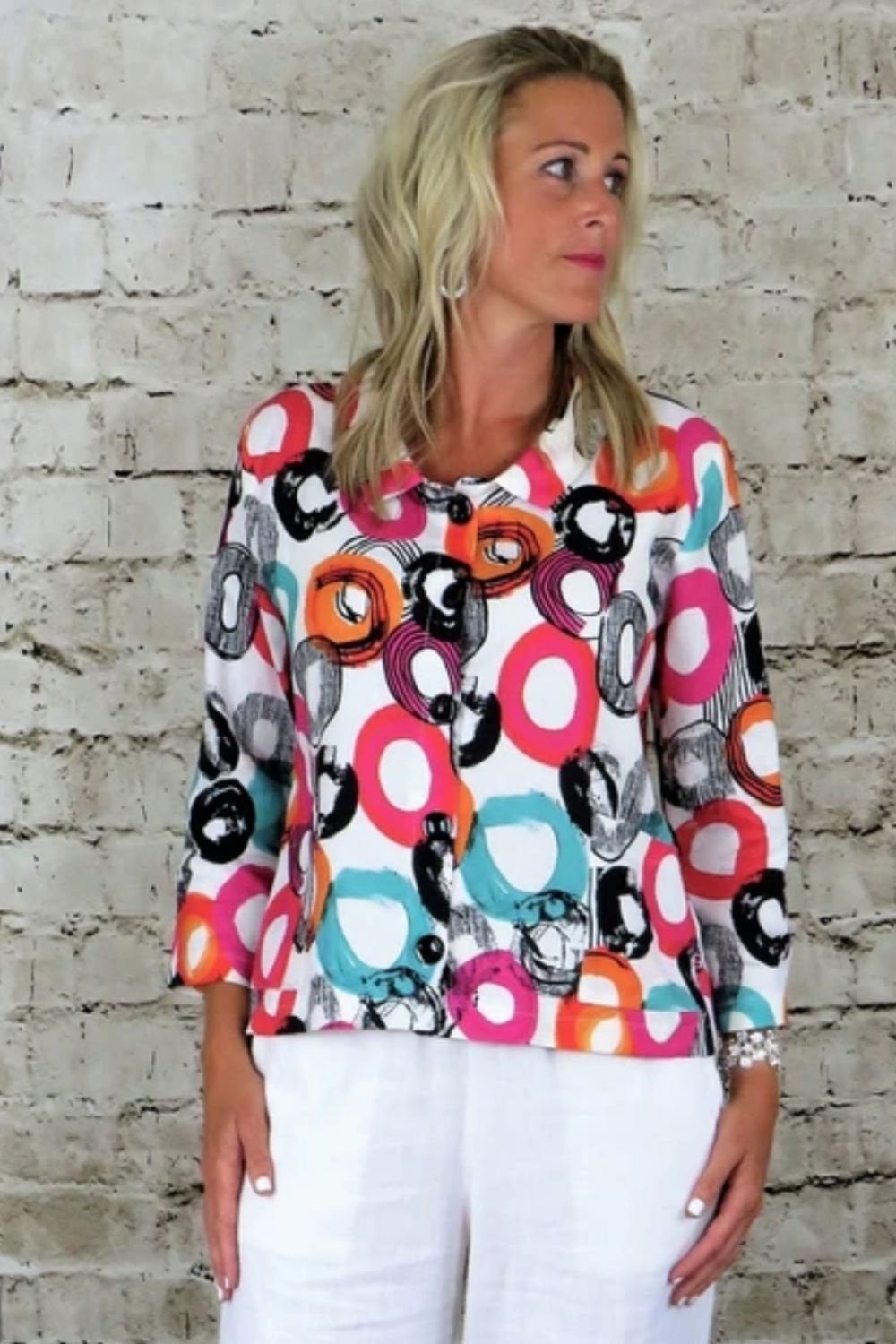 BUTTON BACK PRINTED LINEN JACKET | COL=CERISE