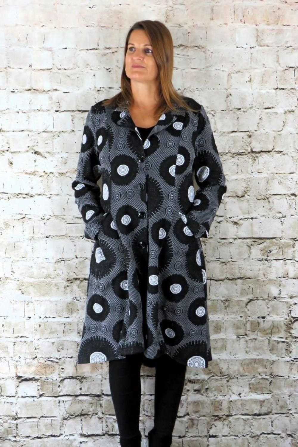 CIRCLE JAQUARD COAT | COL=BLACK