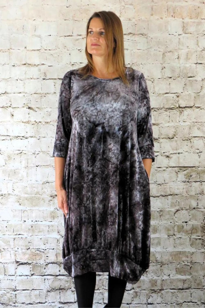 GATHERED HEM VELVET DRESS | COL=SILVER