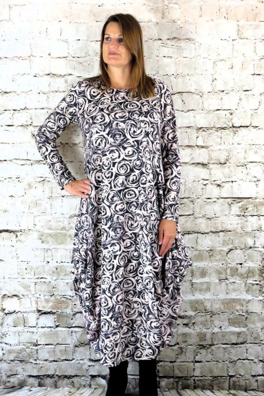 ROSES PRINT HITCH UP DRESS | COL=WHITE