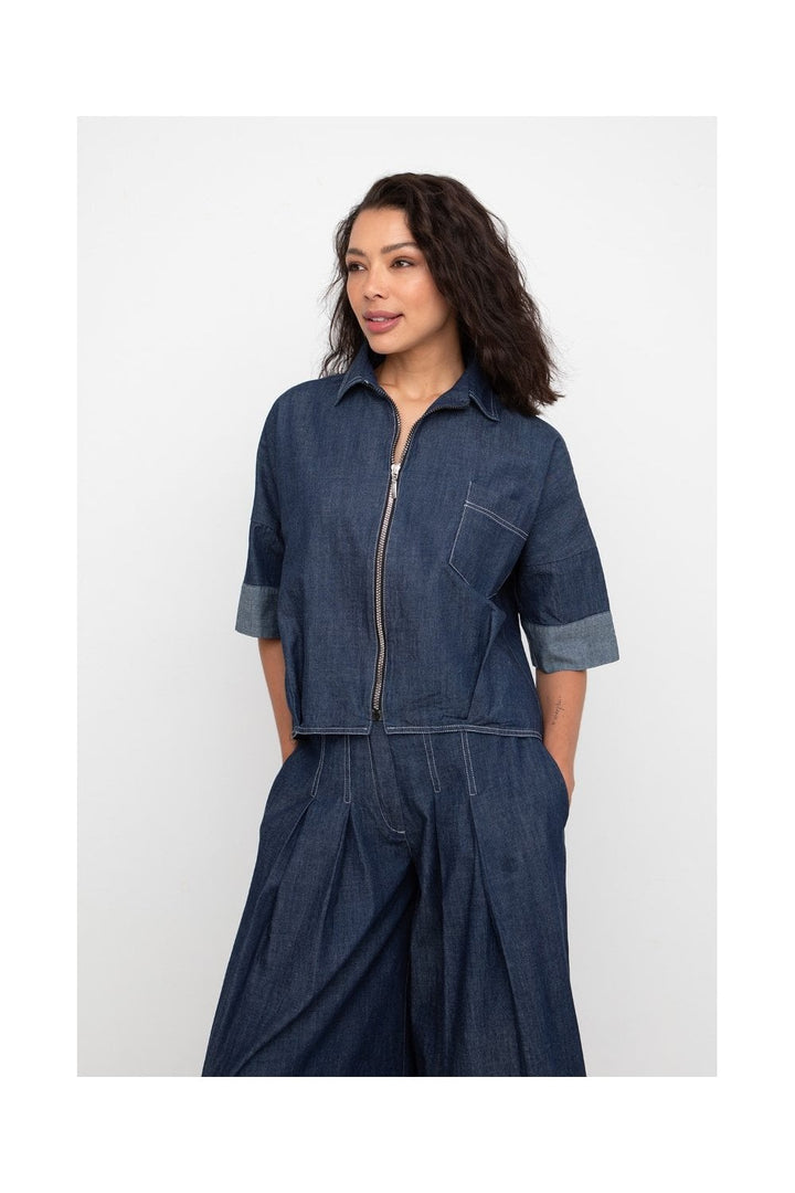 CROPPED ZIPPED TOP | COL=DENIM