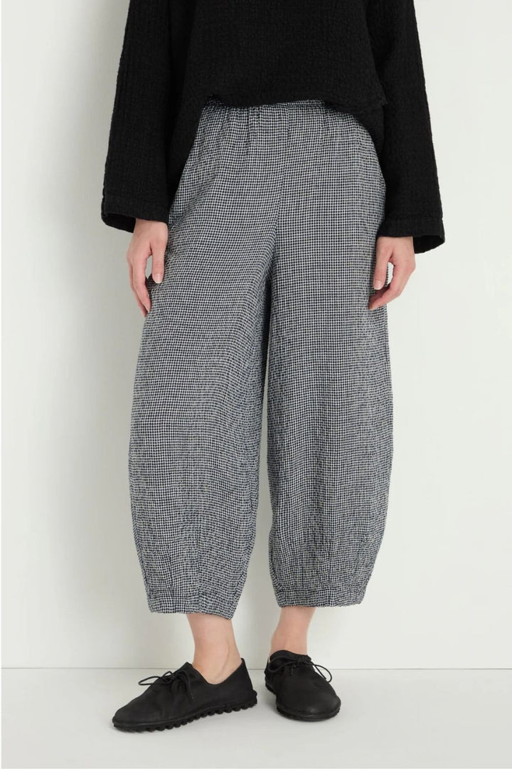 MICRO GINGHAM BUBLE TROUSER | COL=BLACK/WHITE