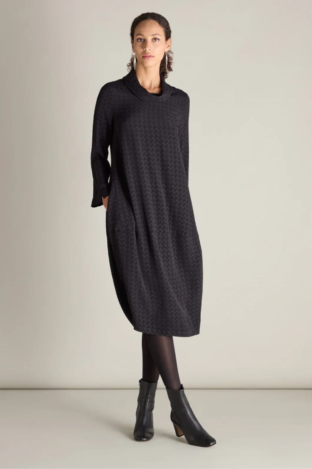 MTD6084-SSQJ-BLACK-4