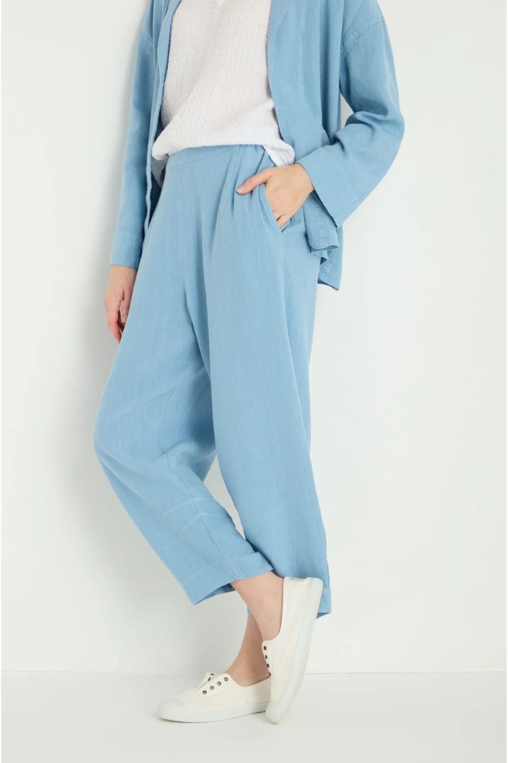 TWISTED LINEN CROP BUBBLE TROUSER | COL=SKY BLUE