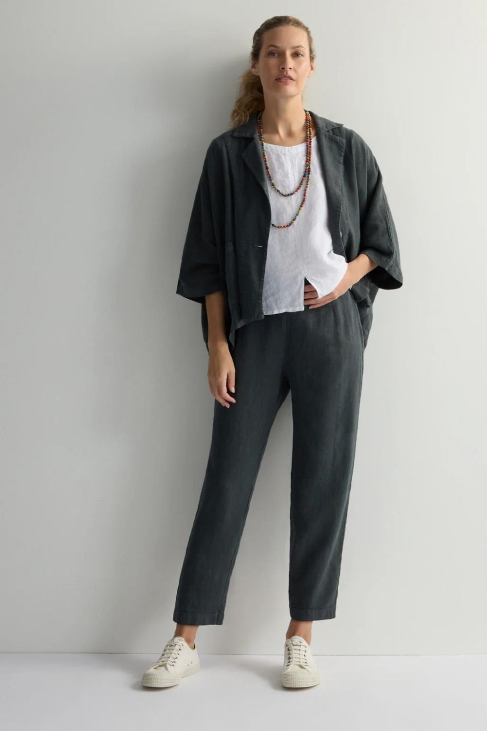 TWISTED LINEN SLIM TROUSER | COL=JUNIPER,WHITE