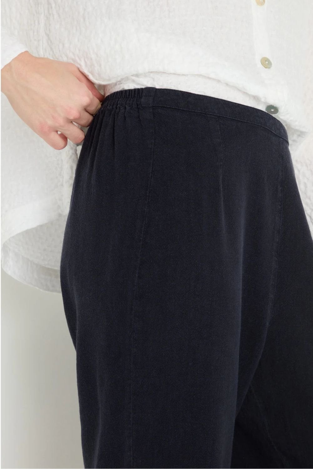 TWISTED LINEN SLIM TROUSER | COL=NIGHT