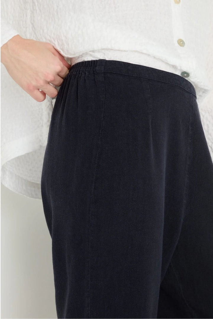 TWISTED LINEN SLIM TROUSER | COL=NIGHT